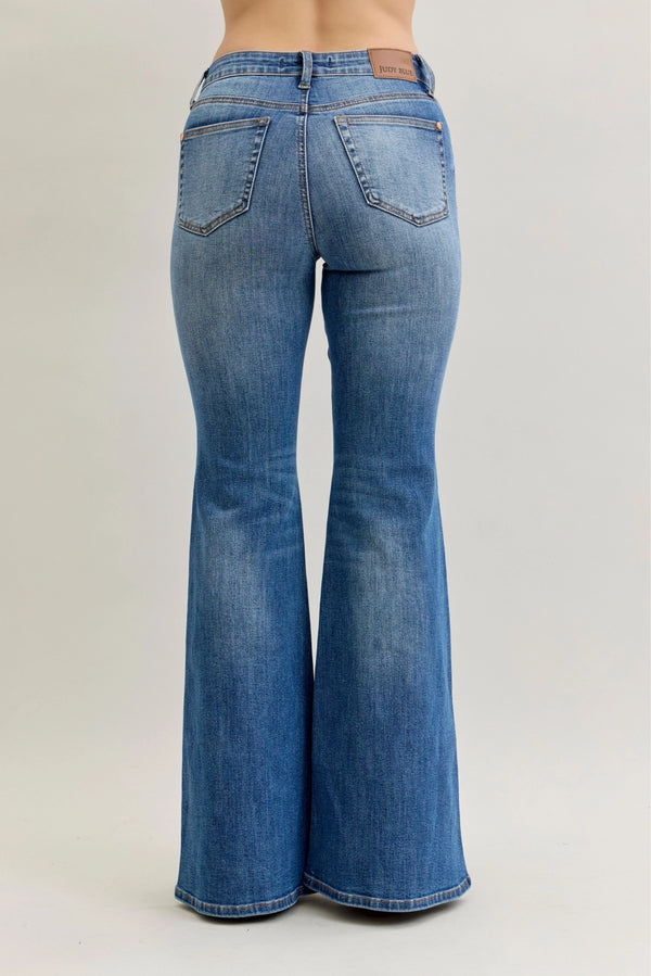 Judy Blue MR Jaqueline New Flare Double Angular Seam Jeans