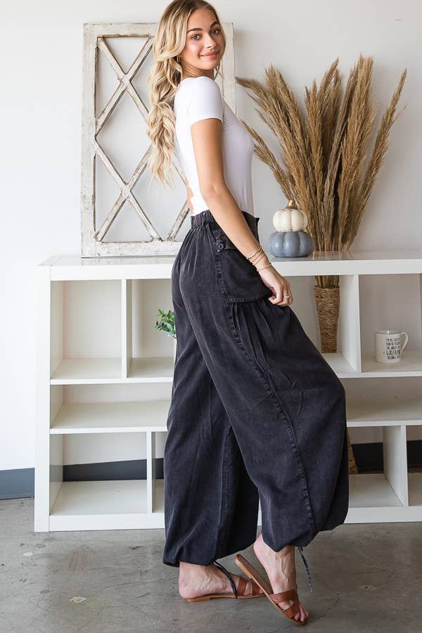 WASHED COLOR TENCEL 3D POCKET WIDE PANTS - Black