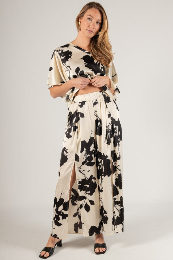 Two Tone Print Lined Satin Front Slit Wide Leg Pants