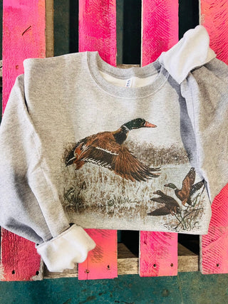 Retro Duck Scene Crew Sweatshirt
